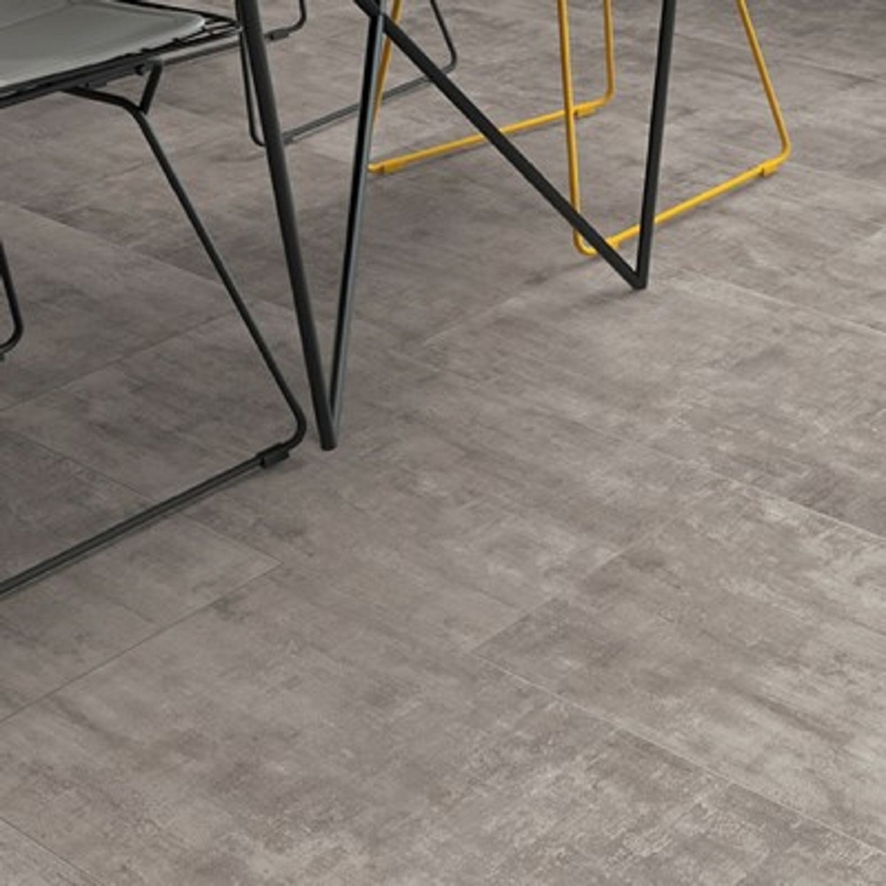 Iris Runway Fog 18 x 36 Polished
