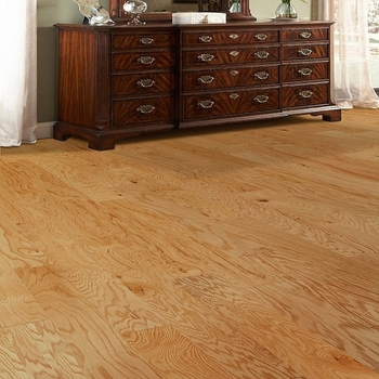 LM Flooring Town Square