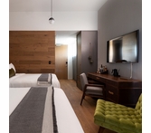 Monarch Lago Belviso