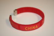 1 CHINA RED COUNTRY FLAG FLEXIBLE METAL NYLON BRACELET ... OLYMPICS ... NEW