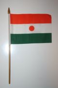 1 NIGER NATIONAL COUNTRY 4" X 6" SMALL STICK FLAG ON 10" POLE ... NEW