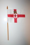 1 NORTHERN IRELAND NATIONAL COUNTRY 4" X 6" SMALL STICK FLAG ON 10" POLE .. NEW