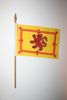 1 SCOTLAND LION RAMPANT NATIONAL COUNTRY 4" X 6" SMALL STICK FLAG ON 10" POLE . NEW