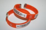 2 NETHERLANDS KNVB ORANGE FIFA WORLD CUP SOCCER FOOTBALL C' BRACELETS WRISTBANDS ... HOLLAND .. NEW
