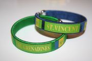 2 ST. VINCENT THE GRENEDINES COUNTRY FLAG FLEXIBLE METAL NYLON BRACELETS WRISTBANDS .. CHOOSE YOUR COLOR ... NEW