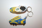 2 UKRAINE COUNTRY FLAG SOCCER FOOTBALL SHOE CLEAT KEYCHAINS .. FIFA WORLD CUP EURO .. NEW