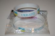 2 UKRAINE WHITE COUNTRY FLAG SILICONE BRACELETS WRISTBANDS .. NEW