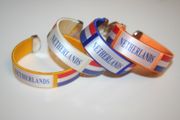 4 NETHERLANDS SUPER THICK COUNTRY FLAG BRACELETS WRISTBANDS .. HOLLAND FIFA WORLD CUP  .. NEW