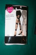 BLACK SPANDEX RIPPED OPAQUE LEGGINGS TIGHTS BY MUSIC LEGS .. 100-175 LBS .. NEW IN PACKAGE