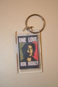 BOB MARLEY ONE LOVE PICTURE KEYCHAIN ... GEGGAE GUITAR LEGEND ... NEW