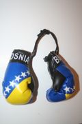 BOSNIA COUNTRY FLAG PAIR OF MINIATURE BOXING GLOVES FOR YOUR CAR MIRROR .. NEW