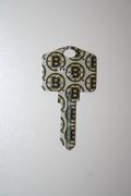 BOSTON BRUINS NHL HOCKEY WEISER WR5 UNCUT HOUSE KEY BLANK .. NEW