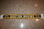 BOSTON BRUINS NHL SINCE 1924 OLD TIME HOCKEY SCARF SCARVES .. NEW