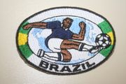 BRAZIL SOCCER FOOTBALL PLAYER IRON ON PATCH CREST BADGE ... BRASIL .. NEW