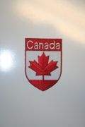 CANADA RED MAPLE LEAF SHIELD PATCH CREST IRON-ON BADGE ...NEW