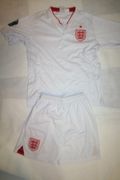 ENGLAND KIDS YOUTHS EURO CUP 2012 SOCCER FOOTBALL JERSEY KIT WITH SHORTS .. NEW