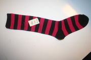 GIRLS KIDS CHILDS YOUTHS BLACK AND PINK STRIPED KNEE HIGH SOCKS .. SIZE 13-3 ... 8-10 YEARS OLD .. NEW