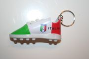 ITALIA SOCCER FOOTBALL CLEAT SHOE KEYCHAIN ... COUNTRY FLAG FIFA WORLD CUP ITALY .. NEW