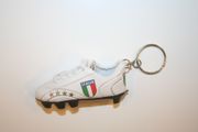 ITALIA WHITE COUNTRY FLAG SOCCER FOOTBALL SHOE CLEAT KEYCHAIN ... ITALY FIFA WORLD CUP EURO .. NEW
