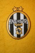 JUVENTUS FOOTBALL CLUB IRON-ON CREST PATCH BADGE ... SOCCER .. NEW