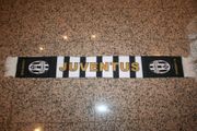 JUVENTUS FOOTBALL SOCCER ULTRA THIN FLEECE SCARF SCARVES .. NEW