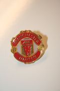 ***SOLD OUT***MANCHESTER UNITED FC FOOTBALL CLUB SOCCER LARGE LOGO PIN ... NEW