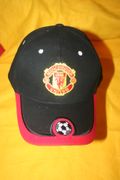 MANCHESTER UNITED FOOTBALL CLUB BLACK HAT CAP WITH SOCCER BALL ON FRONT... NEW