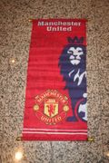 MANCHESTER UNITED FOOTBALL CLUB HANGING WALL BANNER TAPESTRY FLAG .. NEW