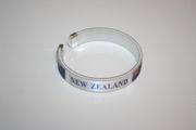 NEW ZEALAND WHITE COUNTRY FLAG FLEXIBLE C BRACELET WRISTBAND .. NEW