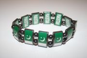 PAKISTAN COUNTRY FLAG FLEXIBLE METAL REVERSIBLE SPORTS BRACELET .. NEW