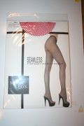 RED SEAMLESS FISHNET PANTYHOSE BY MUSIC LEGS ... 100-175 LBS .. NEW IN PACKAGE