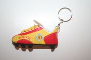 SCOTLAND  YELLOW RAMPANT COUNTRY FLAG SOCCER FOOTBALL SHOE CLEAT KEYCHAIN .. NEW