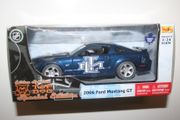 TORONTO MAPLE LEAFS DIE CAST 2006 FORD MUSTANG GT 1:24 SCALE TOP DOG SPECIAL EDITION
