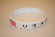 USA SILICONE SOCCER FIFA WORLD CUP WHITE BRACELET...ADULT...NEW