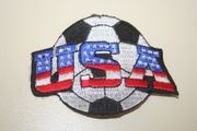 USA SOCCER BALL FOOTBALL IRON ON PATCH CREST BADGE .. UNITED STATES .. NEW