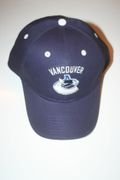 VANCOUVER CANUCKS NHL HOCKEY DARK BLUE HAT CAP .. NEW