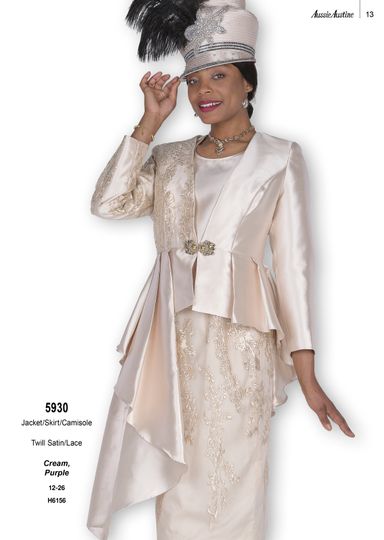 Aussie Austin <br> (Fall & Winter 2025) <br> AA5930 <br> <br> Cream  <br>   Purple <br> 12 14 16 18 20 22 24 26<br><br>Jacket/Skirt/Camisole <br> Twill Satin/Lace