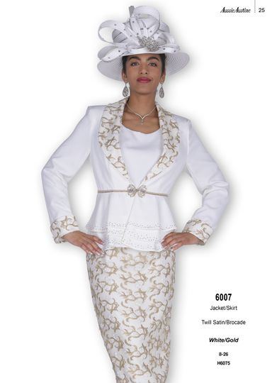 Aussie Austin <br> (Fall & Winter 2025) <br> AA6007 <br> <br> White/Gold <br> 8 10 12 14 16 18 20 22 24 26<br><br>Jacket/Skirt <br> Twill Satin/Brocade