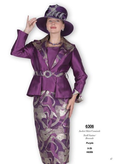 Champagne Italy <br> (Fall/Winter 2025) <br> CH6306 <br> <br> Purple  <br> 8 10 12 14 16 18 20 22 24 26<BR><BR>Jacket/Skirt/Cami<BR>Twill Satine/Brocade