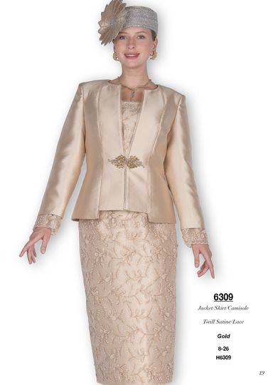 Champagne Italy <br> (Fall/Winter 2025) <br> CH6309 <br> <br> Gold  <br> 8 10 12 14 16 18 20 22 24 26<BR><BR>Jacket/Skirt/Cami<BR>Twill Satine/Lace