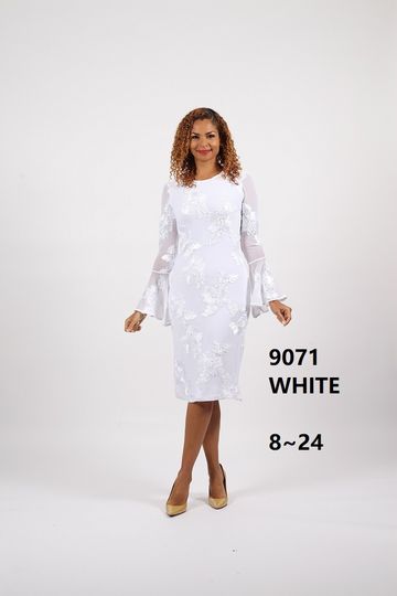 Diana Collection <br> (Fall/Holiday 2025) <br> D9071 <br><br>WHITE <br> 8 10 12 14 16 18 20 22 24<br><br>LACE<br>1 Piece Dress