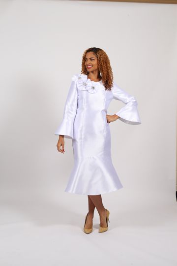 Diana Collection <br> (Spring/Summer 2026) <br> D9059 <br><br>White <br> 8 10 12 14 16 18 20 22 24<br><br>Silk Twill<br>1 pc Dress