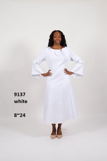 Diana Collection <br> (Spring/Summer 2026) <br> D9137 <br><br>White <br> 8 10 12 14 16 18 20 22 24<br><br>Polyester<br>1 pc Dress