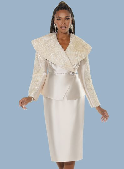 Donna Vinci Couture <br> (Fall 2025) <br> DV12230-CH <br> <br> CHAMPAGNE <br> 8 10 12 14 16 18 20<br> <br> 2pc. Jacket & Skirt Set <br> Virtual Silk Fabric Designed With Novelty Fabric & Rhinestone Button