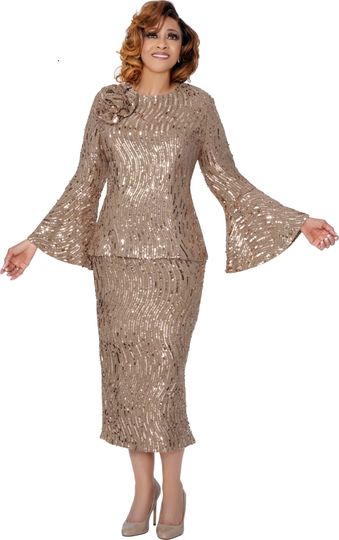 Dorinda Clark Cole <br> (Fall 2025) <br> DCC309912 <br> <br> Tan <br> 8 10 12 14 16 18 <br> 16w 18w 20w 22w 24w 26w<br><br>Sequin skirt set with flare sleeves and large flower 2 Piece