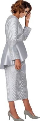 Dorinda Clark Cole <br> (Fall 2025) <br> DCC310022 <br> <br> Silver <br> 8 10 12 14 16 18 <br> 16w 18w 20w 22w 24w 26w<br><br>Elegant pattern skirt set with satin peplum and rhinestone brooch 2 Piece Dorinda Clark Cole <br> (Fall 2025) <br> DCC310022 <br> <br> Silver <br> 8 10 12 14 16 18 <br> 16w 18w 20w 22w 24w 26w<br><br>Elegant pattern skirt set with satin peplum and rhinestone brooch 2 Piece