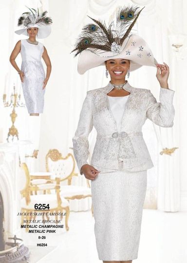 Elite Champagne <br> (Spring/Summer 2026) <br> EC6254 <br> <br> Metallic-Champagne  <br>  Metallic-Pink <br> 8 10 12 14 16 18 20 22 24 26<br><br>Jacket/Skirt/Camisole<br>Metallic Brocade