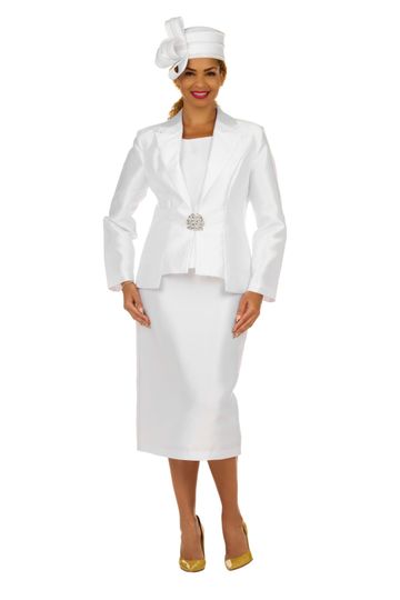 Giovanna <br> (2025) <br> GV0979 <br> <br> White <br> 8 10 12 14 16 18 <br> 16w 18w 20w 22w 24w 26w <br><br>3pc Silky Twill Notch Stoned Collar Skirt Suit