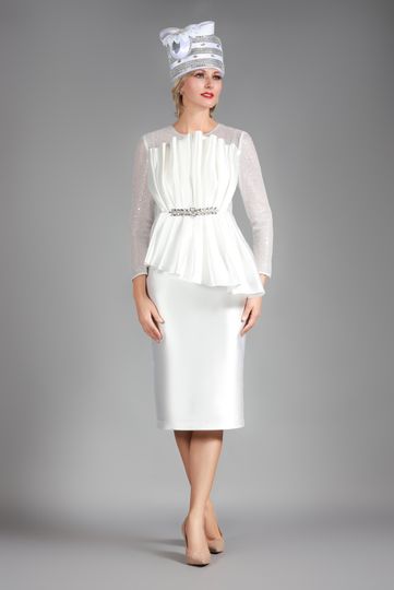 Giovanna <br> (2025) <br> GVDP2422 <br> <br> Ivory <br> M L XL 1x 2x 3x<br><br>Pleated Pplm Silky Twl Dress w/ See-thru Lace Sleeves <br><br>