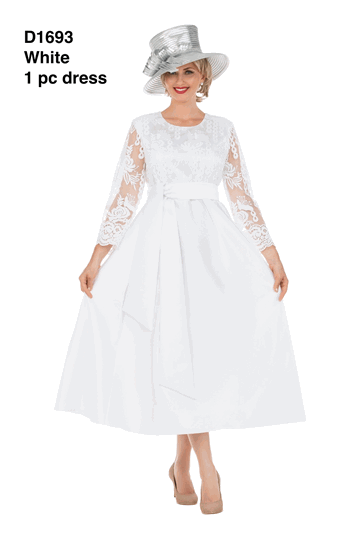 Giovanna <br> (2026) <br> GVD1693 <br> <br> White <br> 8 10 12 14 16 18 16w 18w 20w 22w 24w 26w 28w<br><br>Graceful White Lace Sleeve Tea-Length Occasion Dress